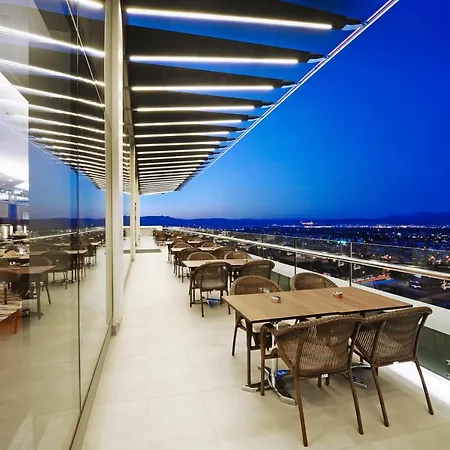 Crowne Plaza Convention Center & Thermal By Ihg Hotel
