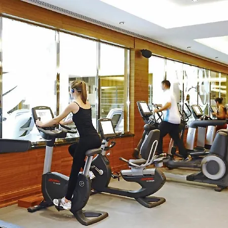 Hotel Crowne Plaza Convention Center & Thermal By Ihg