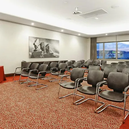 Hotel Crowne Plaza Convention Center & Thermal By Ihg