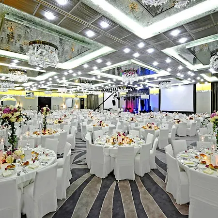Crowne Plaza Convention Center & Thermal By Ihg Отель Бурса