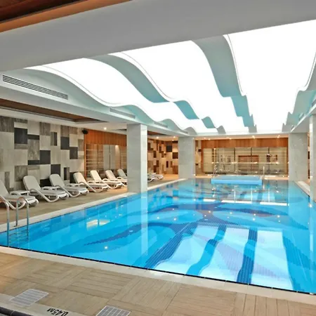 Crowne Plaza Convention Center & Thermal By Ihg