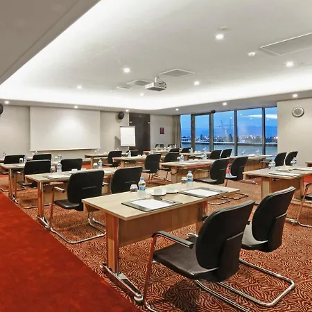 Hotel Crowne Plaza Convention Center & Thermal By Ihg 5*