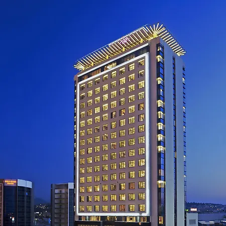 Crowne Plaza Convention Center & Thermal By Ihg