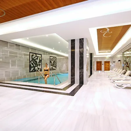 Crowne Plaza Convention Center & Thermal By Ihg Бурса