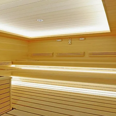 Crowne Plaza Convention Center & Thermal By Ihg