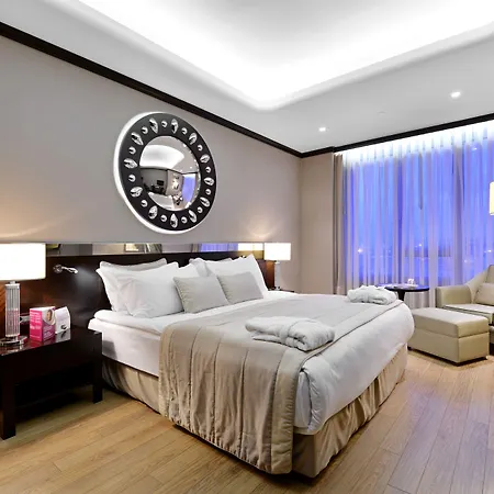 Crowne Plaza Convention Center & Thermal By Ihg 5* Бурса