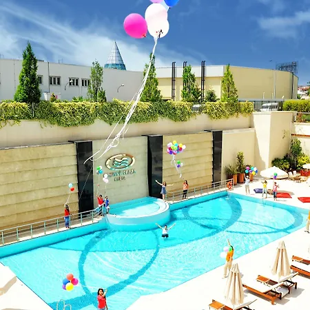 Crowne Plaza Convention Center & Thermal By Ihg Отель 5*