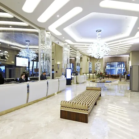 Crowne Plaza Convention Center & Thermal By Ihg Отель 5*