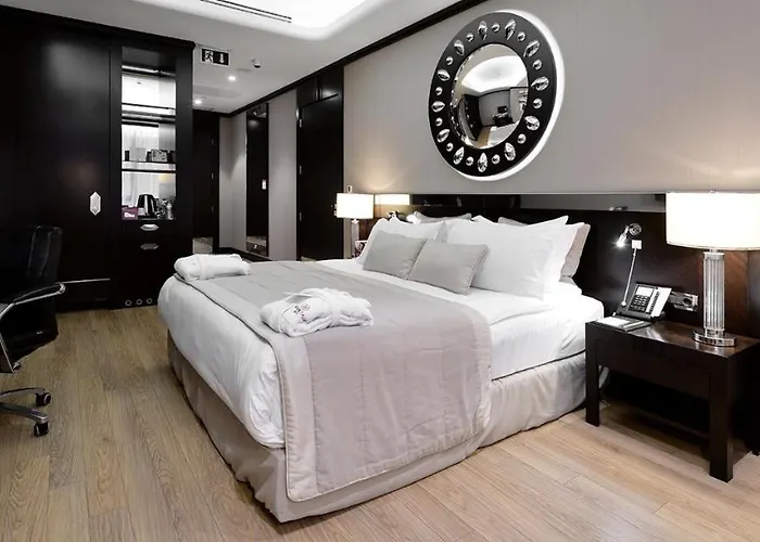 Crowne Plaza Convention Center & Thermal By Ihg 5* Бурса