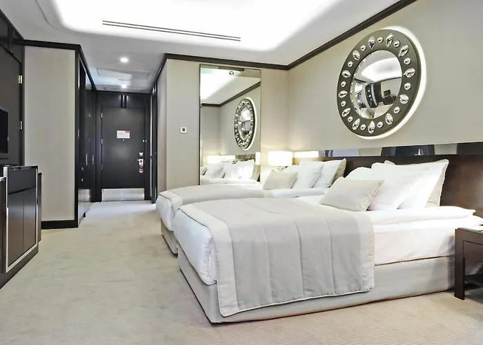 Отель Crowne Plaza Convention Center & Thermal By Ihg Бурса