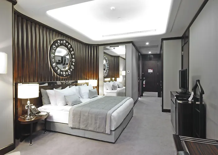 Crowne Plaza Convention Center & Thermal By Ihg Отель Бурса