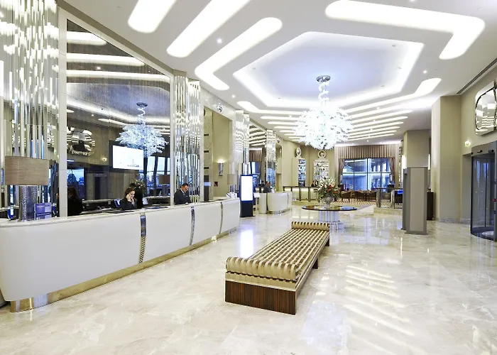 Crowne Plaza Convention Center & Thermal By Ihg Отель 5*